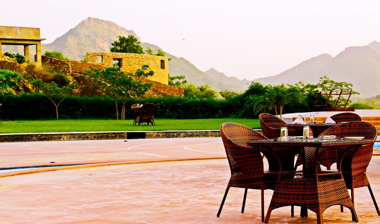 Spectrum Resort&Spa Udaipur Exterior foto