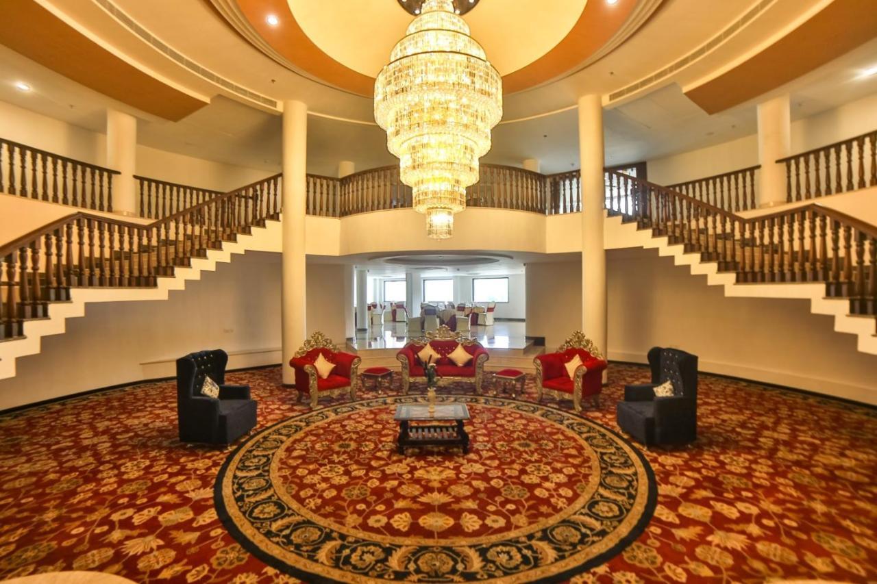 Spectrum Resort&Spa Udaipur Exterior foto