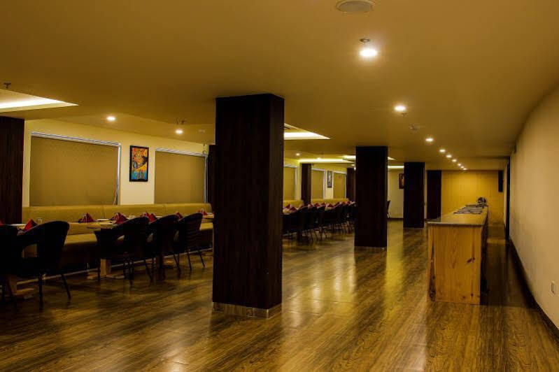 Spectrum Resort&Spa Udaipur Exterior foto